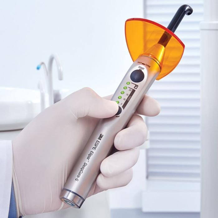 Фотополімеризатор бездротовий (акум) Elipar Deep Cure S (Еліпар Діп Кюр) № 76975, Н-р:  (Solventum (3M)/Солвентум (ЗМ))